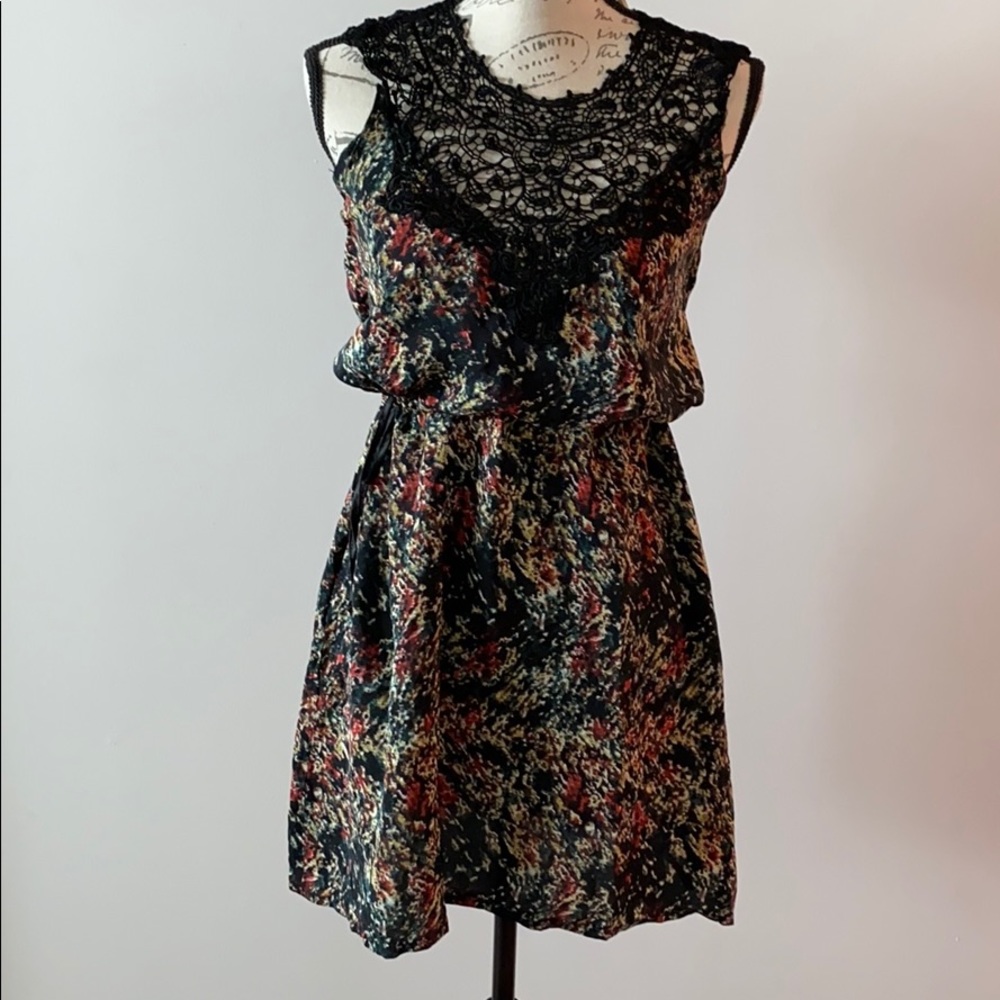Sleeveless Black Floral Lace Yoke Mini Dress